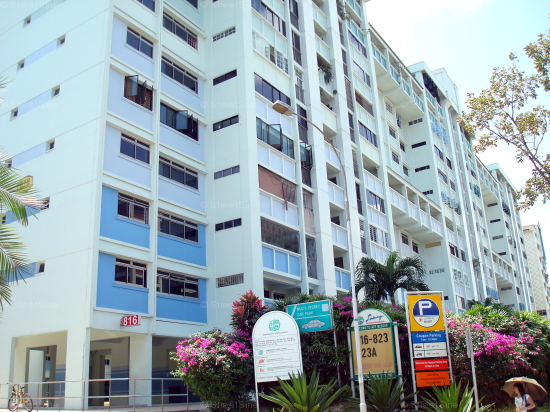Blk 816 Woodlands Street 82 (Woodlands), HDB 3 Rooms #352022